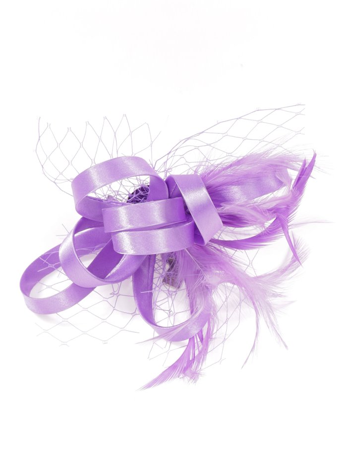 Feather fascinator hair clip with mesh lila