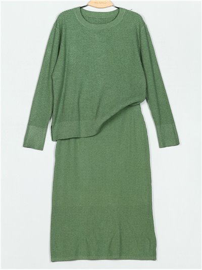 Textured knit sweater + Midi skirt (M/L-L/XL)