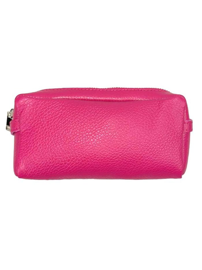 Leather toiletry bags fucsia