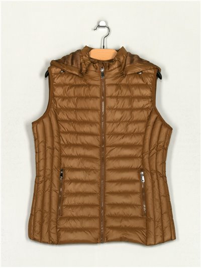 Quilted waistcoat with hood tan (42-50)