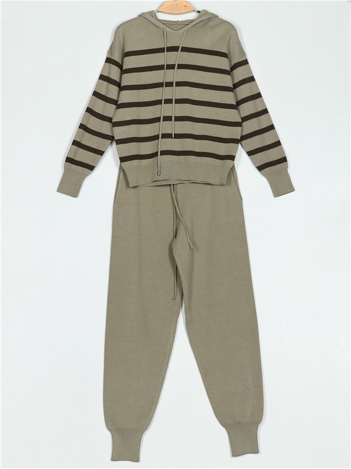 Co-Ord striped knit sweatshirts + trousers (M/L-L/XL)