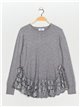 Textured sweater with lace gris