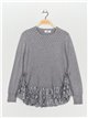 Textured sweater with lace gris