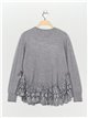 Textured sweater with lace gris