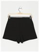 Shorts skirt with buttons negro