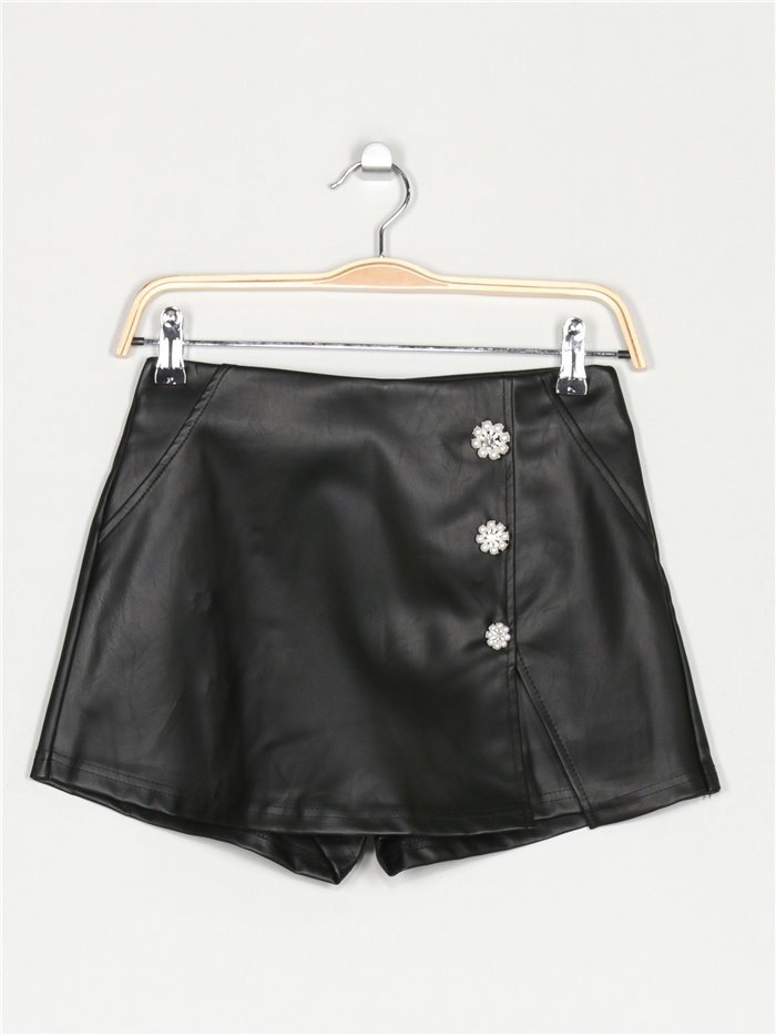 Faux leather shorts skirt with beads buttons negro