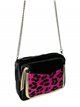 Leather crossbody bag with chain fucsia