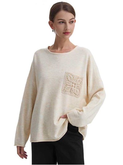 Soft sweater with pockets