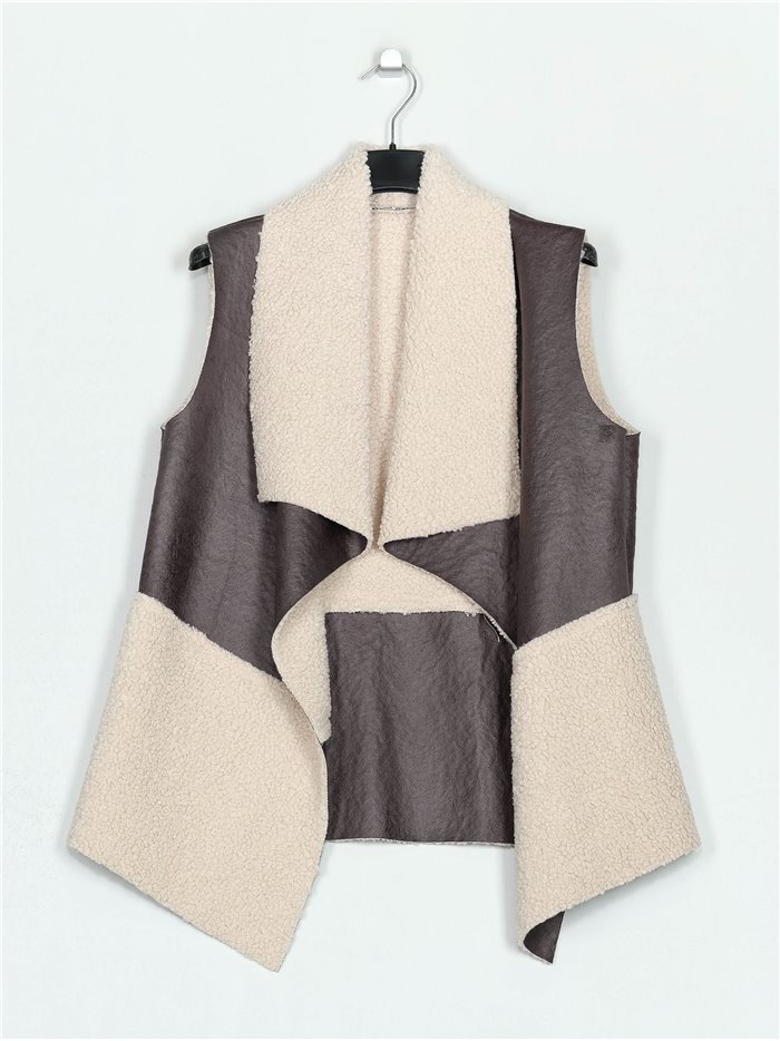 Sherpa lined faux leather waistcoat gris