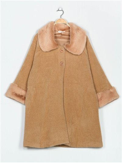 Plus size knit coat with faux fur camel