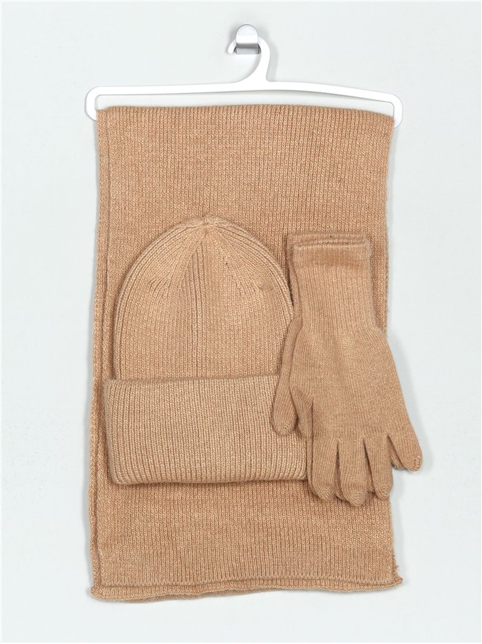 Conjunto bufanda + gorro + guantes camel