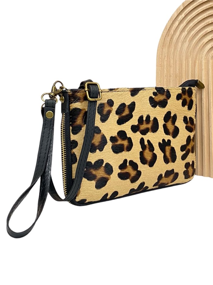 Mini sobre piel animal print pelo leopardo