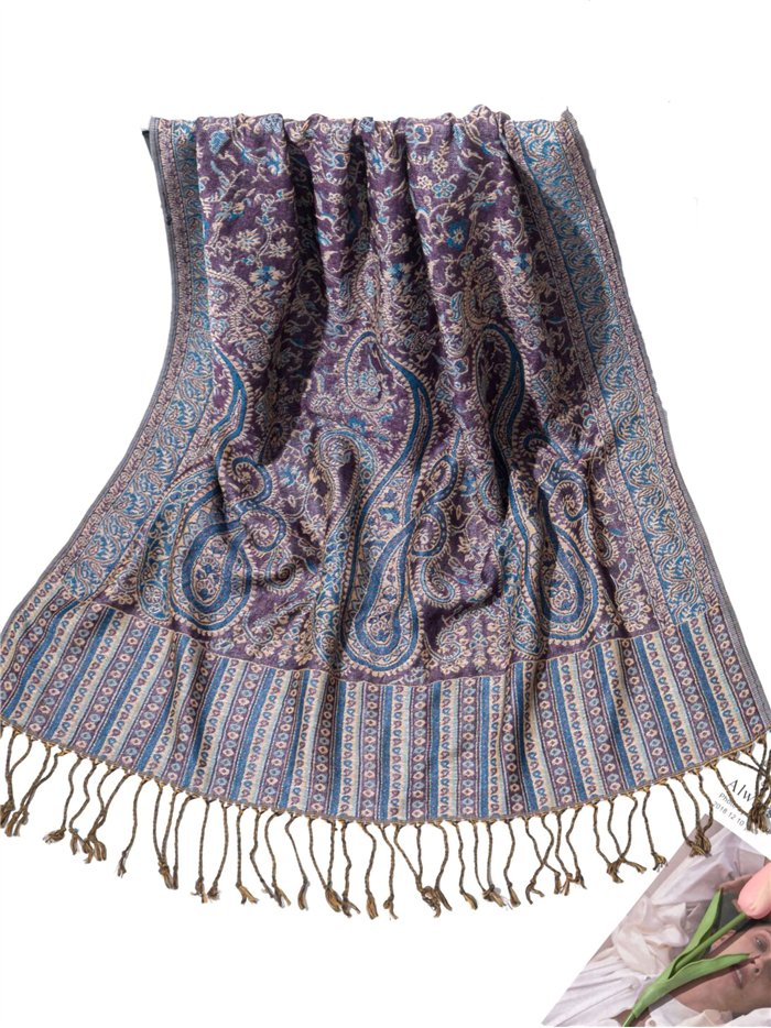 Printed scarf with fringing assorted colors