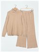 Conjunto Jersey cuello vuelto + Pantalón camel