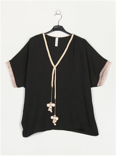 Blusa borlas talla grande negro